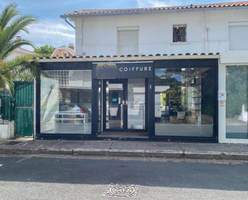 Façade agence immobilière avant rénovation Rénovation d’une agence immobilière